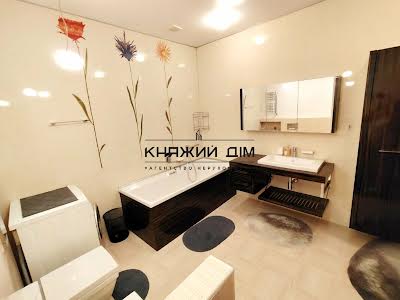 квартира за адресою Євгена Коновальця вул. (Щорса), 32-Г