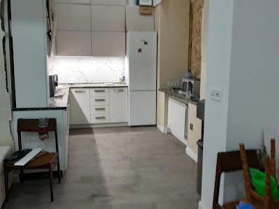 квартира по адресу Свободы ул., 4