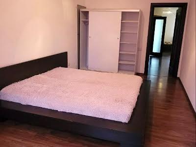 квартира за адресою Молодіжна вул., 55