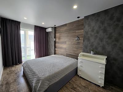 квартира за адресою Метрологічна вул., 15