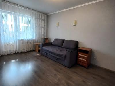 квартира за адресою Драгоманова вул., 1-Л