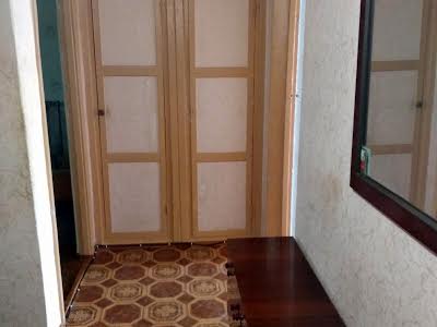 квартира за адресою вул.Энтузиастов, 19А