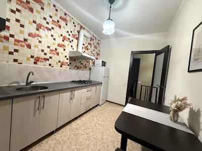 квартира за адресою Григорія Сковороди вул., 27