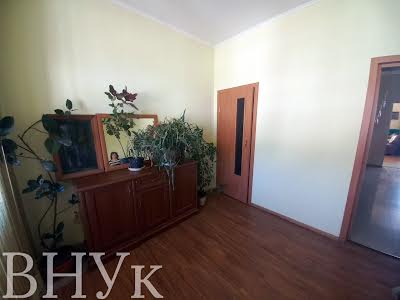 квартира за адресою Симона Петлюри вул. (), 3е
