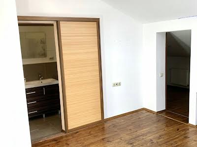 квартира за адресою Академіка Амосова вул., 6