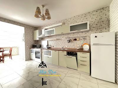 квартира за адресою Боголюбова вул., 18
