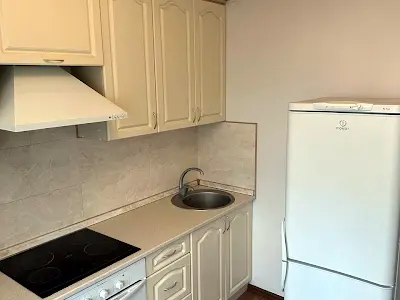 квартира за адресою Софії Русової вул., 7