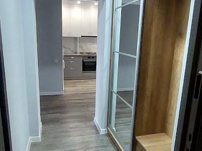 квартира за адресою Роксоляни вул., 43