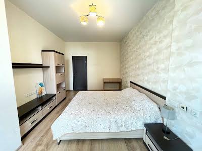 квартира по адресу Андрея Верхогляда ул. (Михайла Драгомирова), 20
