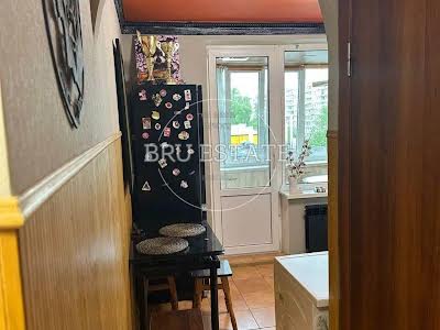 квартира по адресу Павла Тычины просп., 13