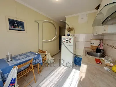 квартира по адресу Ушинского ул., 16