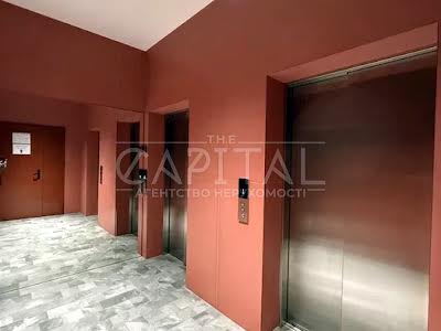 квартира за адресою Степана Бандери просп., 32-Д