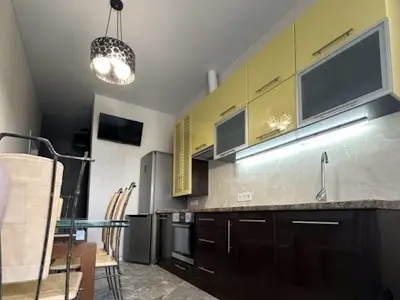 квартира за адресою Сонячна вул., 5