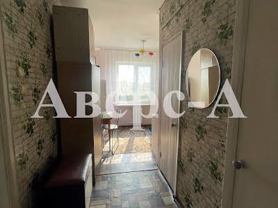 квартира за адресою Добровольського вул., 75