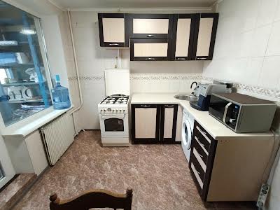 квартира за адресою Миколи Ушакова вул., 6