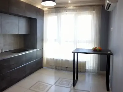 квартира за адресою Вишняківська вул., 4