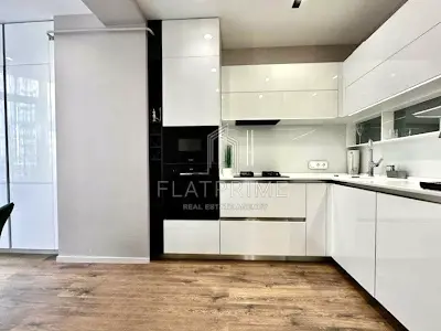 квартира за адресою Боголюбова вул., 44