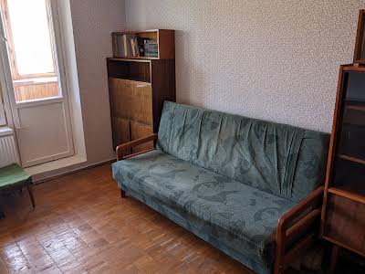 квартира за адресою Миколи Ушакова вул., 6