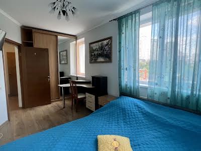 квартира за адресою Завальна вул., 10