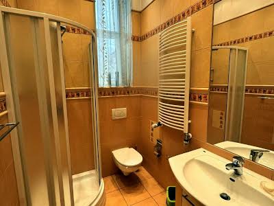 квартира по адресу Новаковского ул., 8