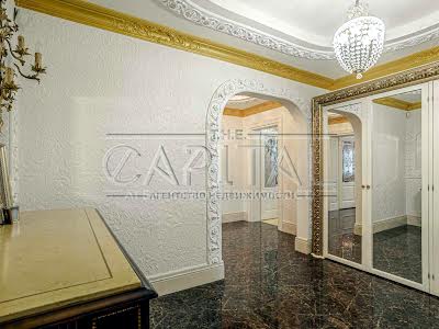 будинок за адресою Київська вул.
