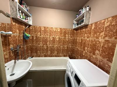 квартира за адресою Минайська вул., 5