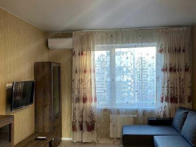 квартира за адресою Вишняківська вул., 4