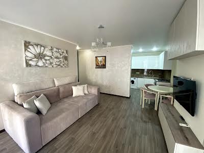 квартира за адресою Ольги Кисілевської вул., 27