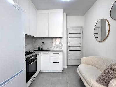 квартира за адресою Клубна, 12