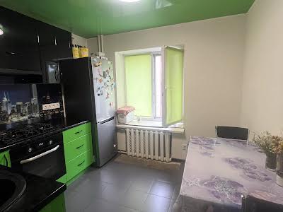 квартира за адресою Маяковського, 8