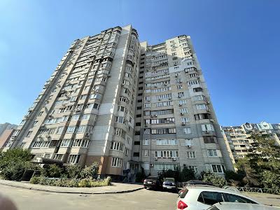 квартира за адресою Драгоманова вул., 15а