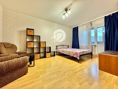 квартира за адресою Ревуцького вул., 42Б
