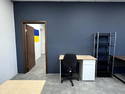 коммерческая по адресу Леси Украинки бульв., 6