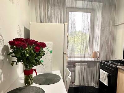 квартира за адресою Олени Теліги вул., 57
