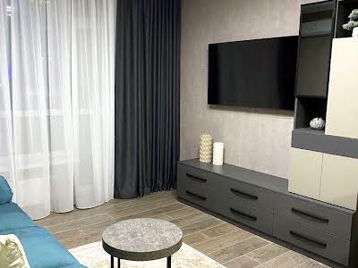 квартира за адресою Дніпровська набережна вул., 18-А