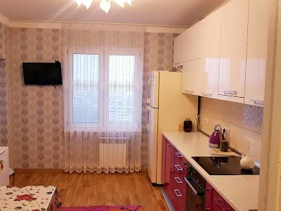 квартира за адресою Правди просп., 31А