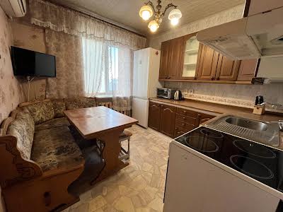 квартира за адресою Радистів вул., 2