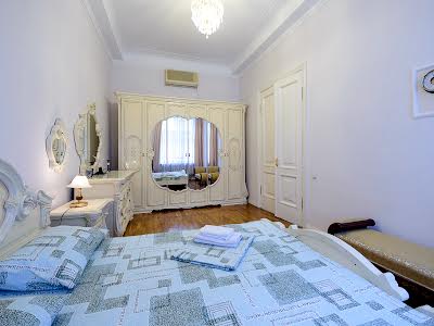 квартира за адресою Банкова вул., 3