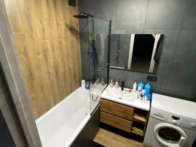 квартира за адресою Сергія Данченка вул., 3