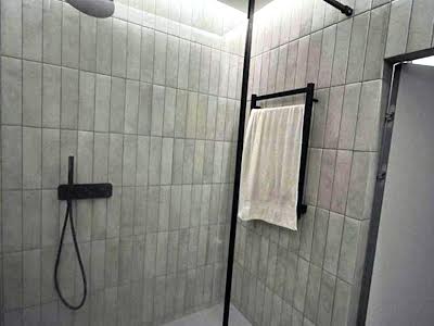квартира за адресою Салютна вул., 2
