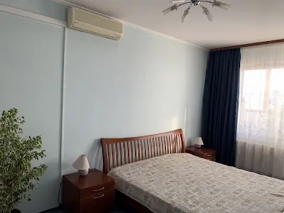 квартира за адресою Драгоманова вул., 12
