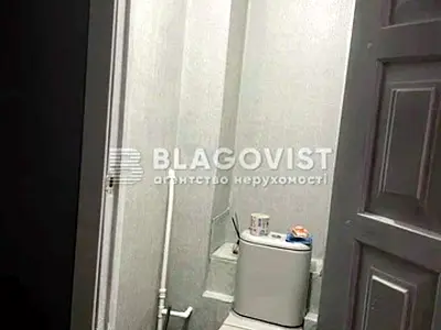 квартира за адресою Срібнокільська вул., 4