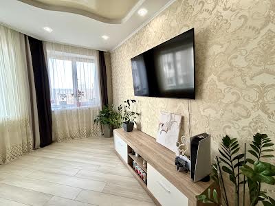 квартира за адресою Бориса Гмирі вул., 18а