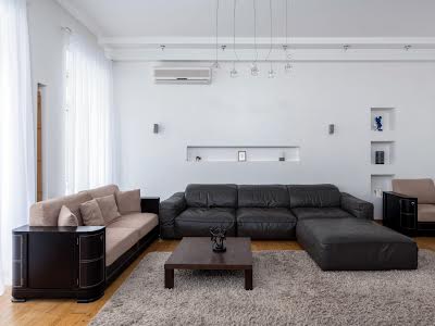 квартира за адресою Круглоуніверситетська вул., 6