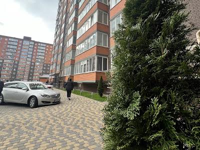 квартира по адресу Ивана Пулюя ул., 40