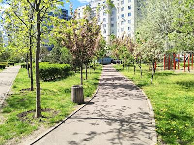квартира за адресою Володимира Івасюка просп. (Героїв Сталінграду), 42
