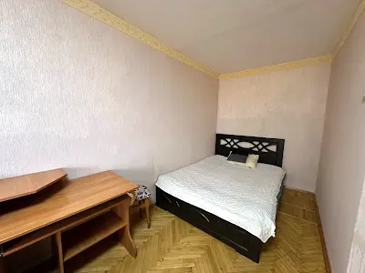 квартира за адресою Вереснева вул., 17/101