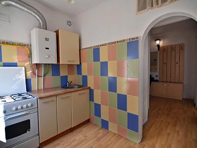 квартира за адресою заводська, 9