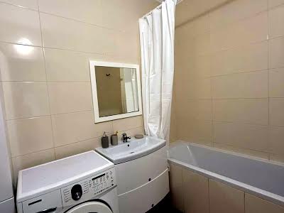 квартира за адресою Жасминова вул., 5б