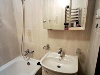 квартира за адресою Академіка Андрія Сахарова вул., 7